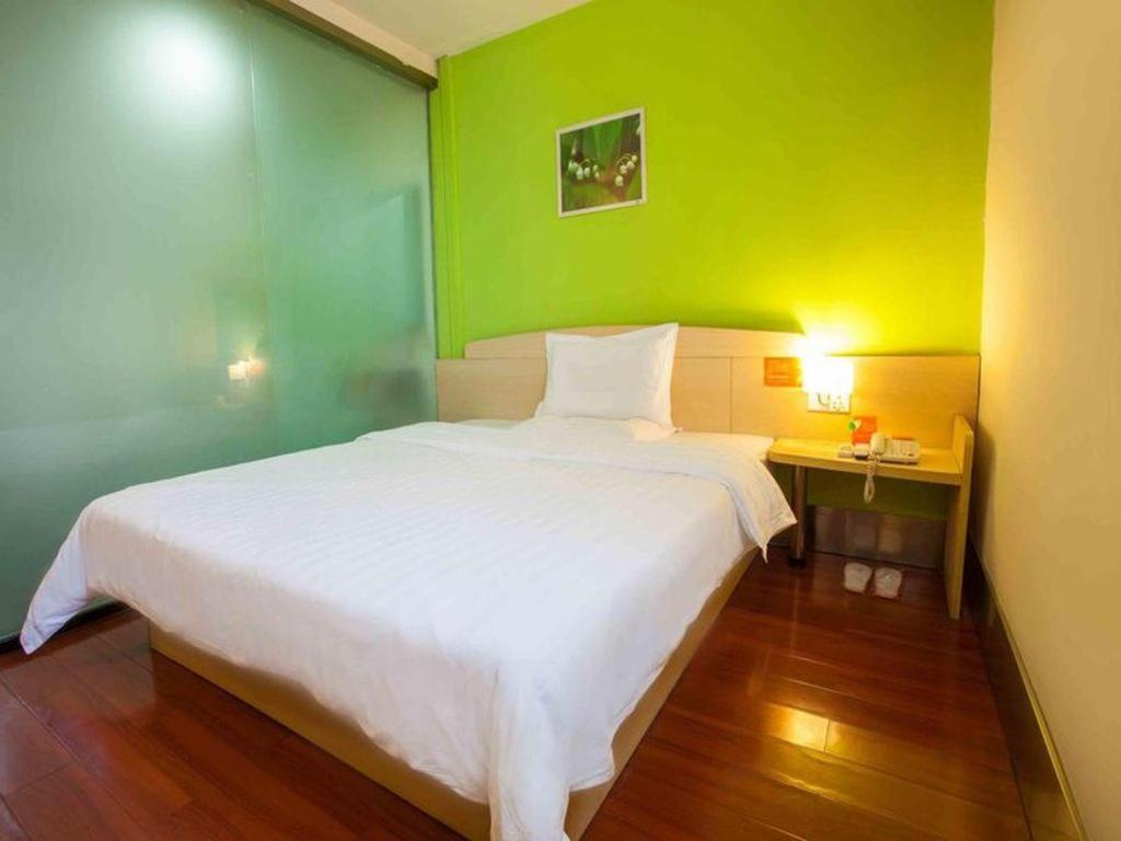 7 Days Inn Shanghai Minhang Dongchuan Road Jiaotong University Eksteriør bilde