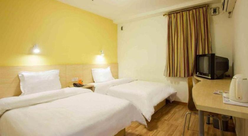 7 Days Inn Shanghai Minhang Dongchuan Road Jiaotong University Eksteriør bilde